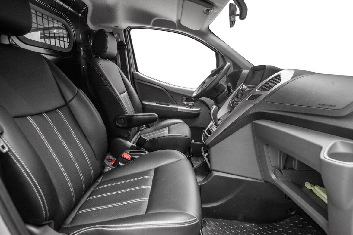 BYD T3