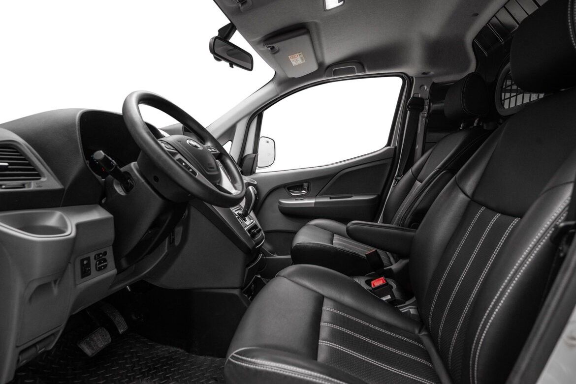 BYD T3