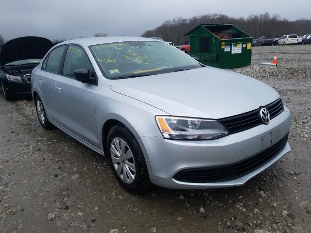Volkswagen Jetta Base 2014