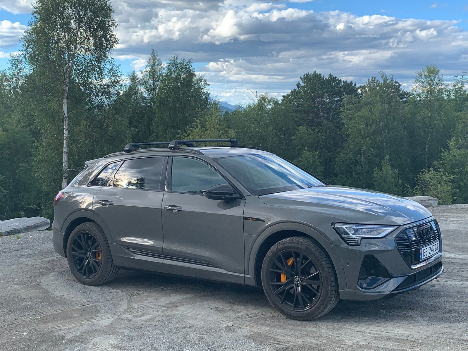 Audi e-tron