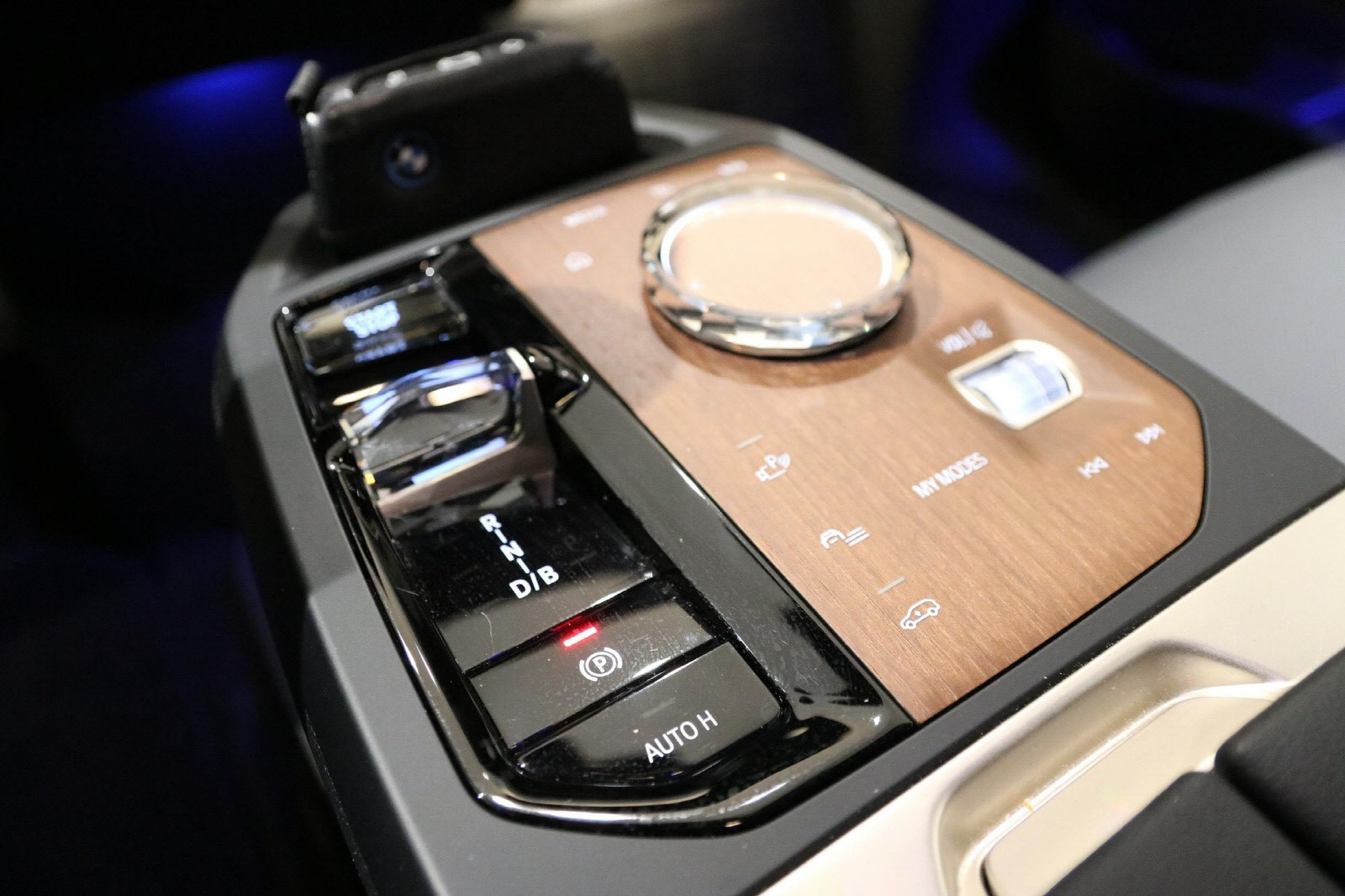 BMW iX xDrive 50