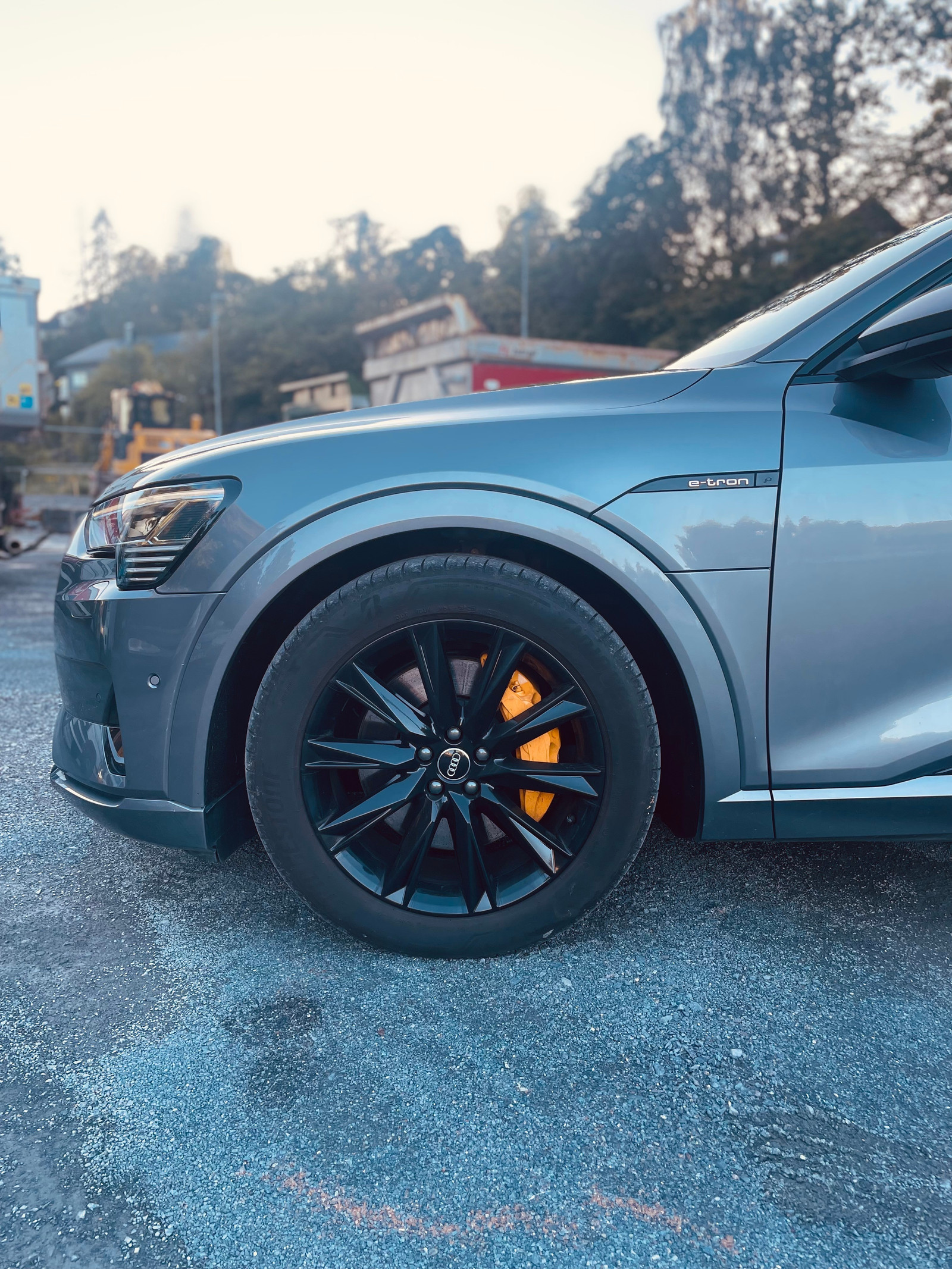 Audi e-tron