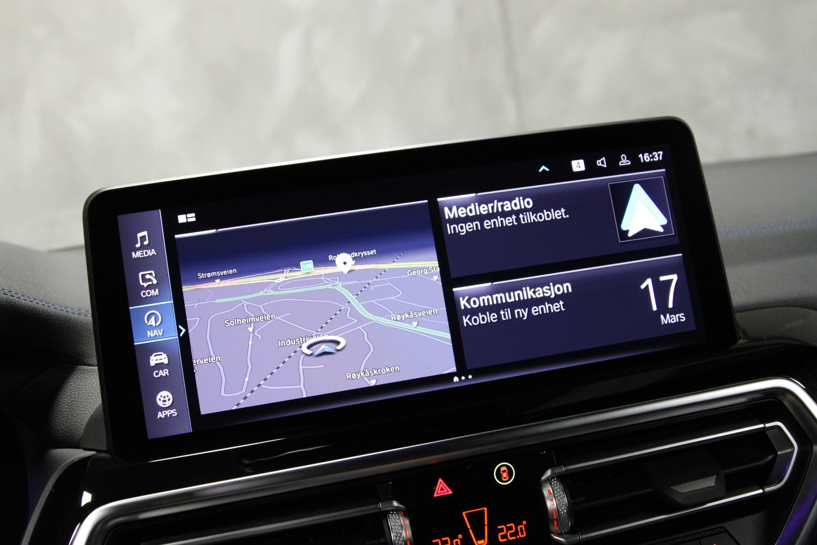 BMW iX3