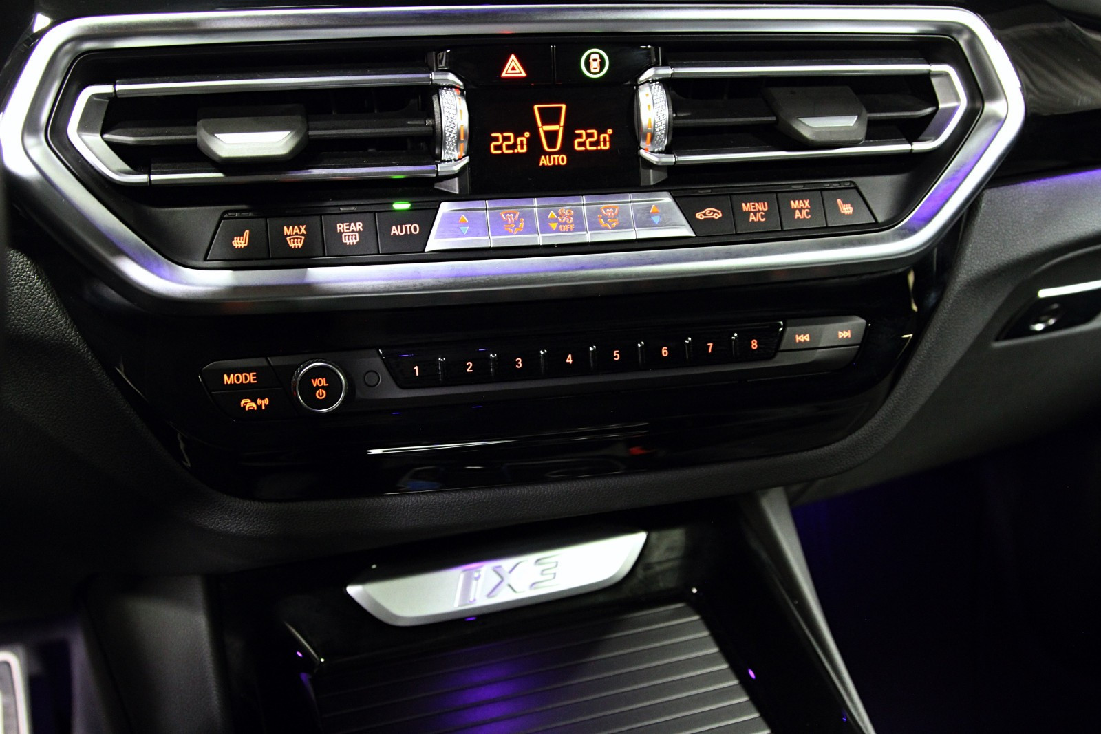 BMW iX3
