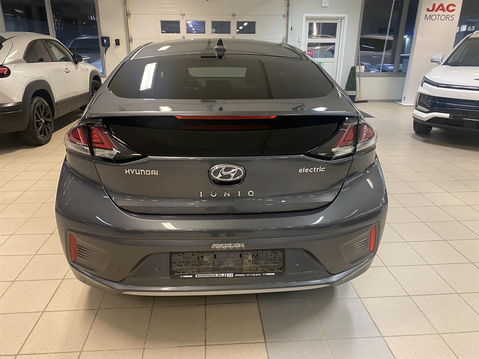 Hyundai IONIQ
