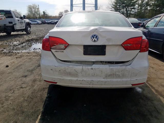 Volkswagen Jetta Base 2012