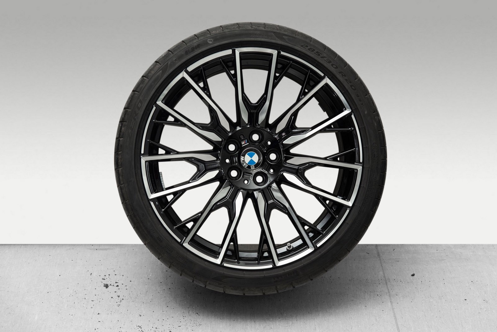 BMW i4 M50