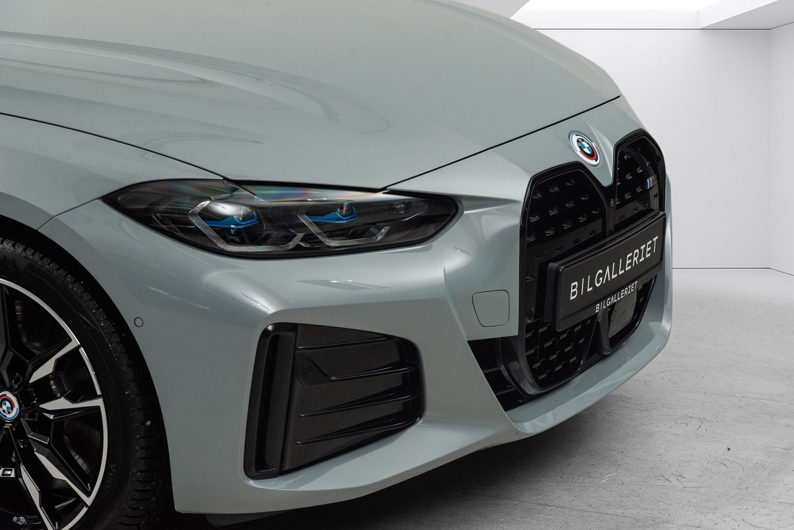 BMW i4 M50