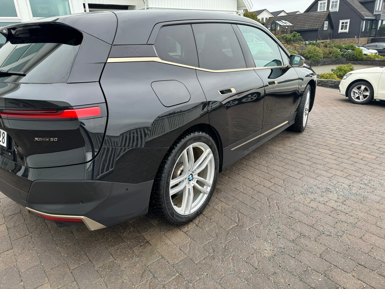 BMW iX xDrive 50