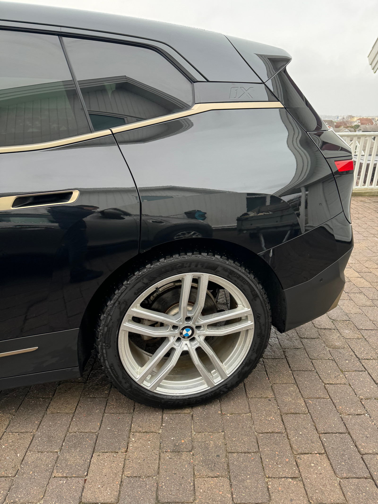 BMW iX xDrive 50