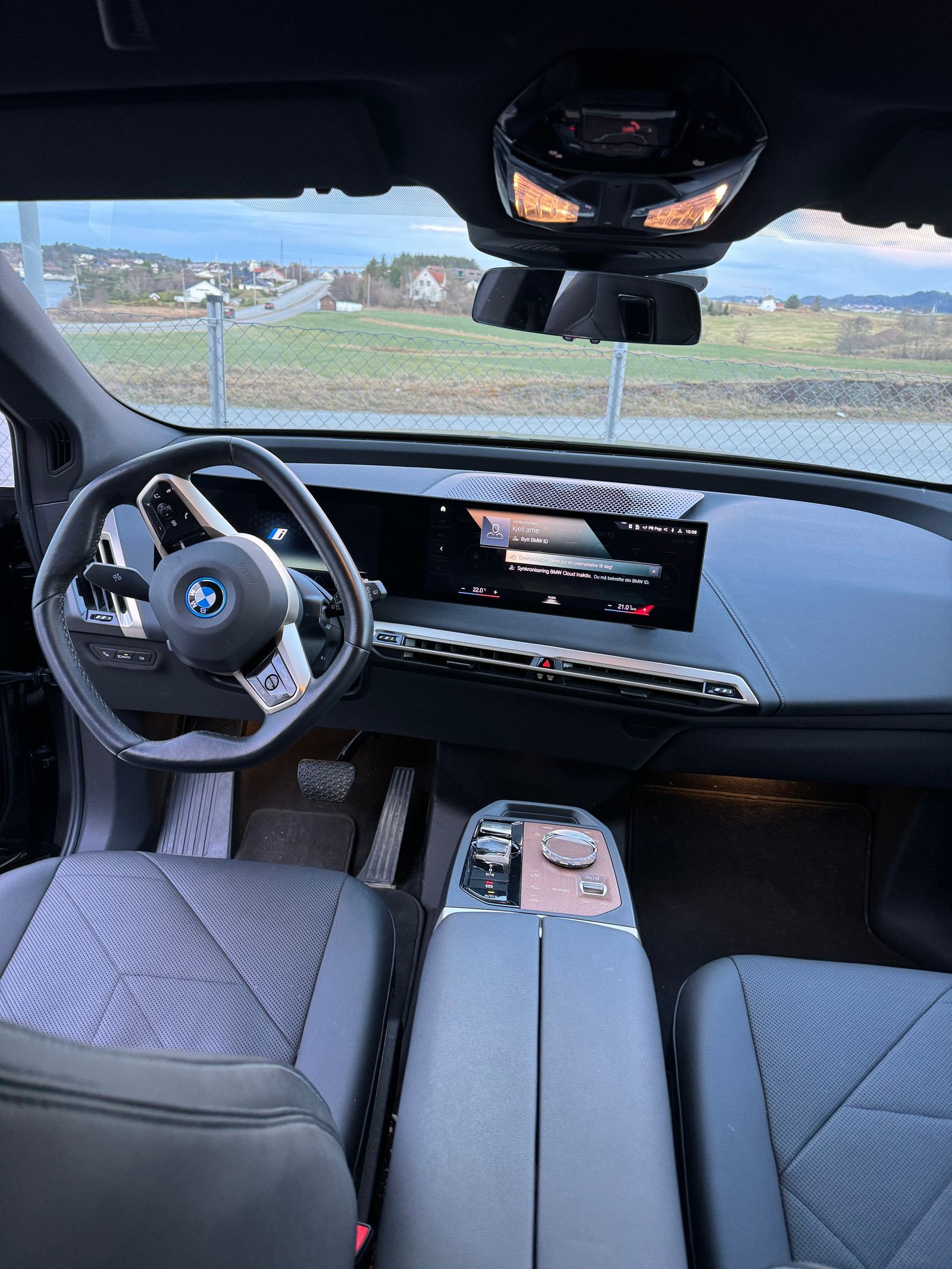 BMW iX xDrive 50
