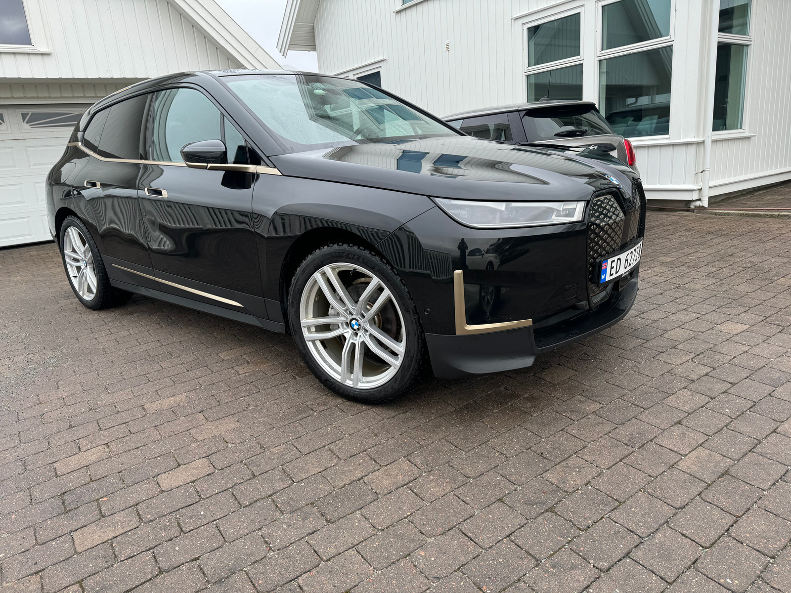 BMW iX xDrive 50