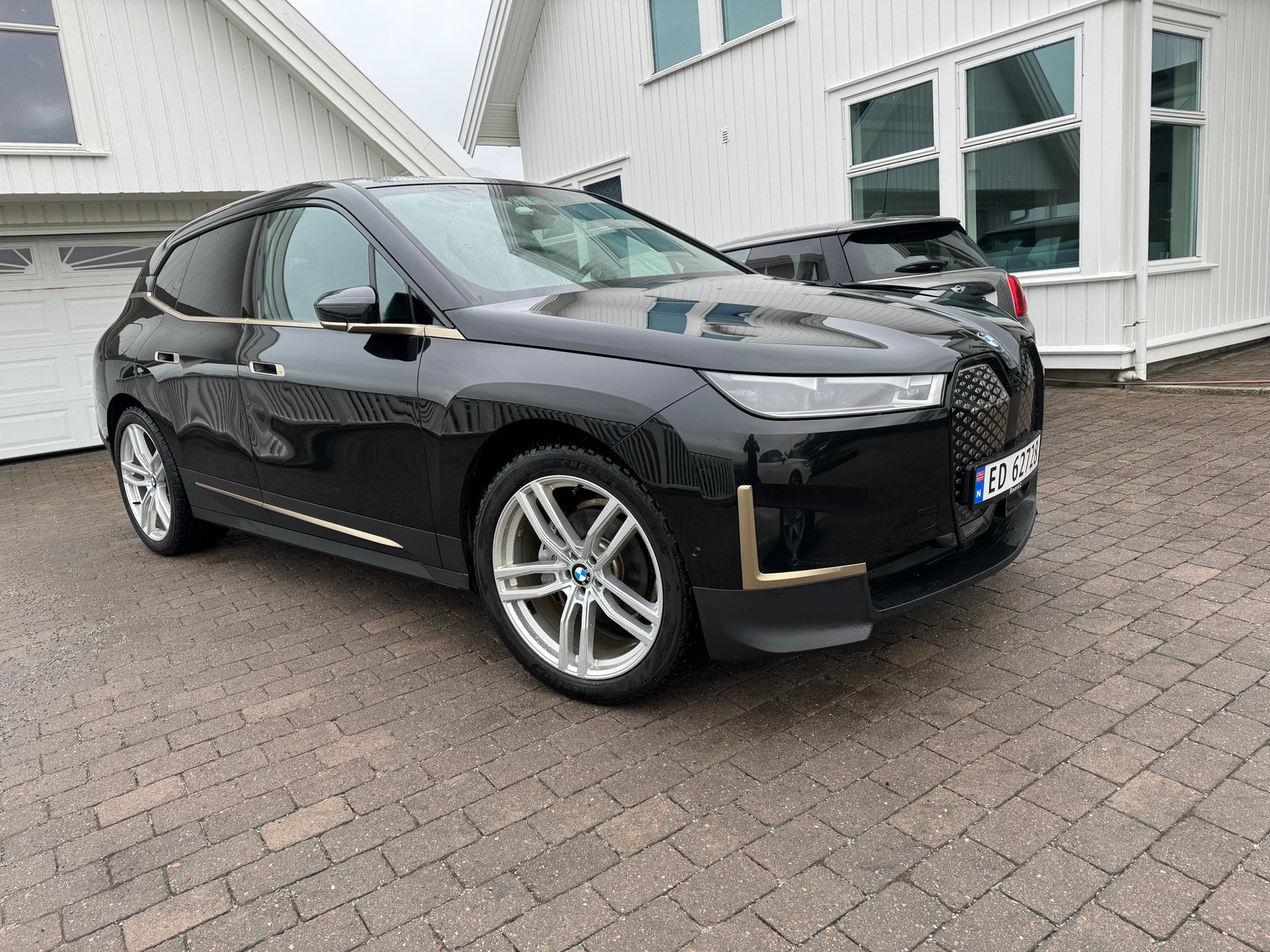 BMW iX xDrive 50