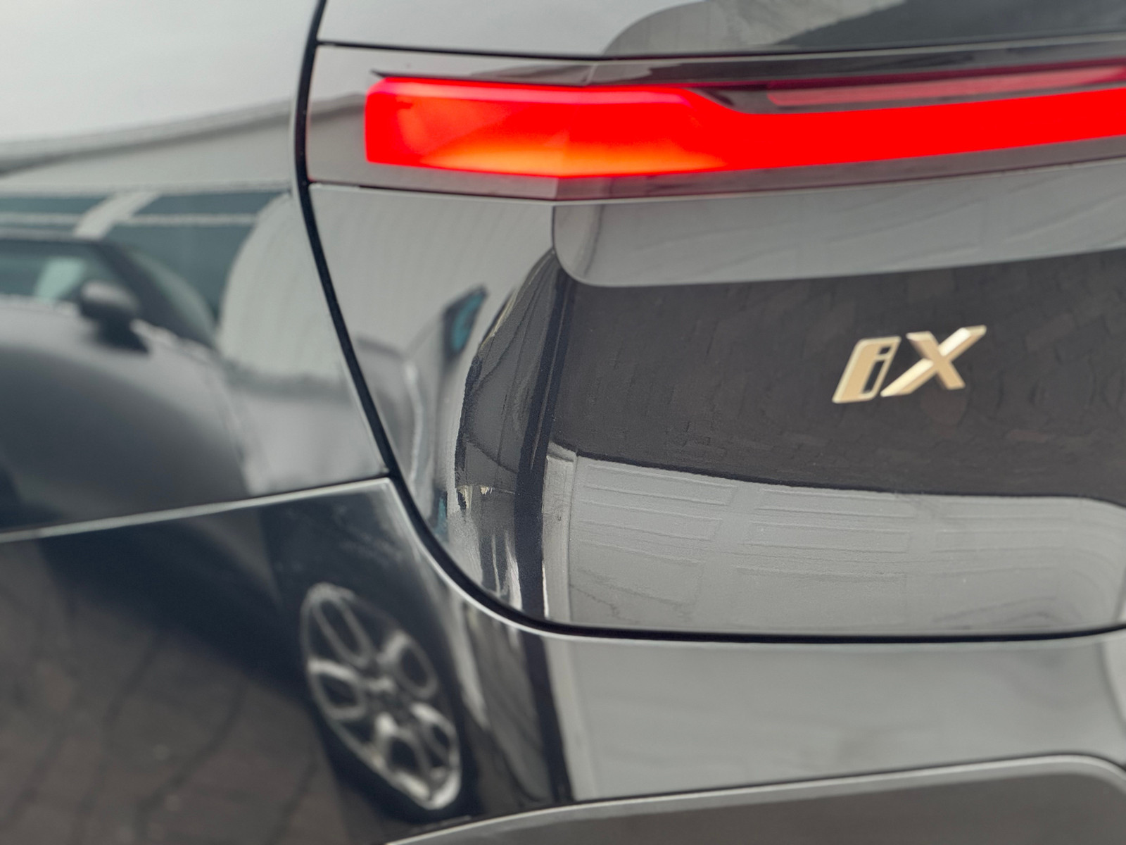 BMW iX xDrive 50