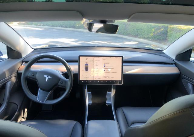 Tesla Model 3 2018