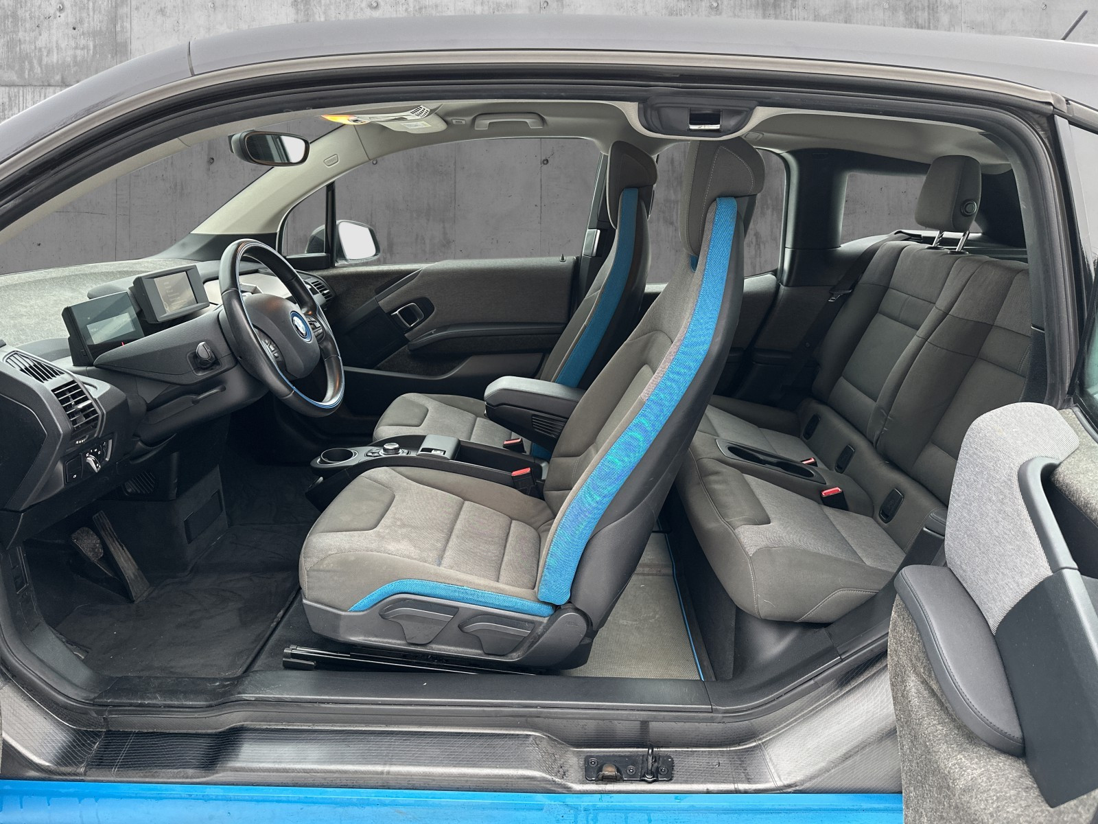 BMW i3