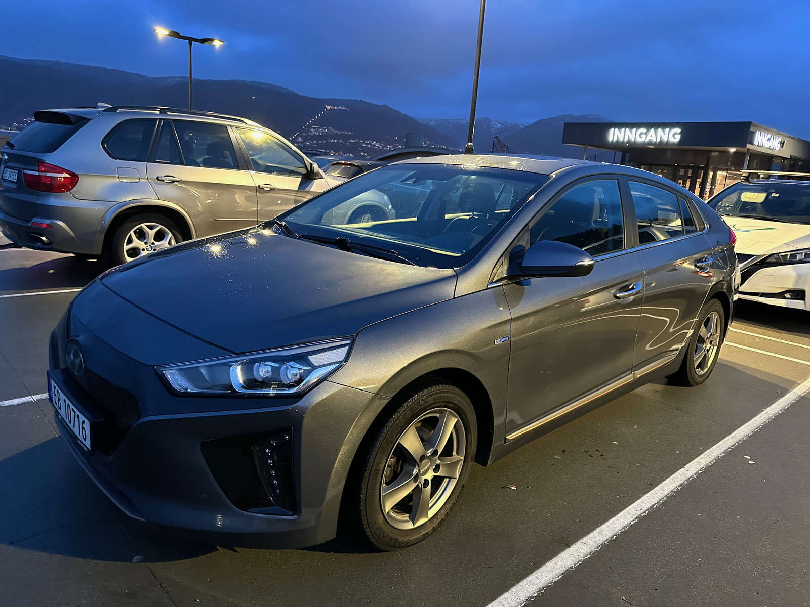 Hyundai IONIQ