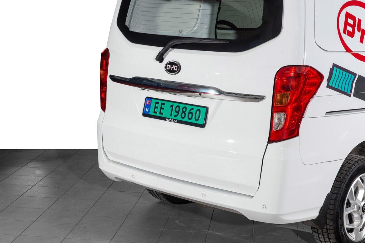 BYD T3