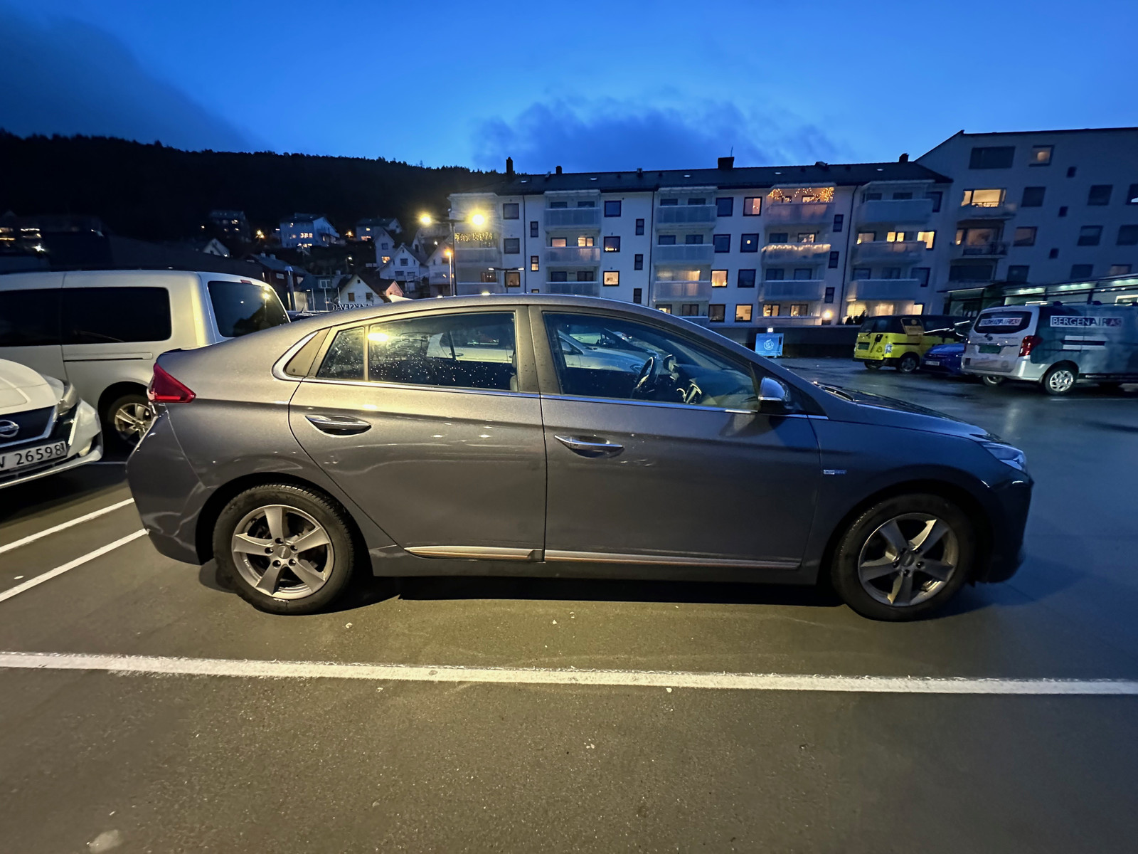 Hyundai IONIQ