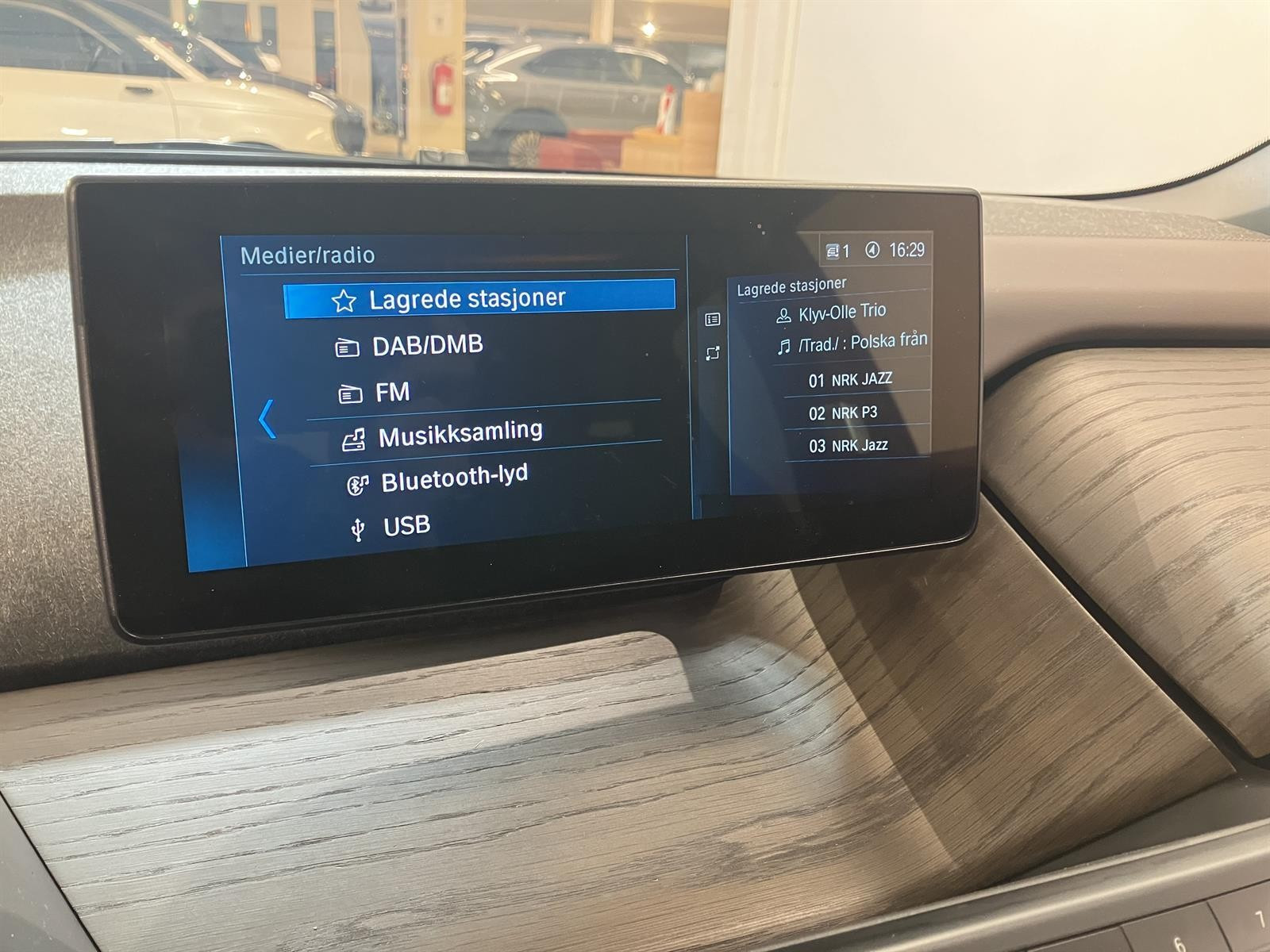BMW i3