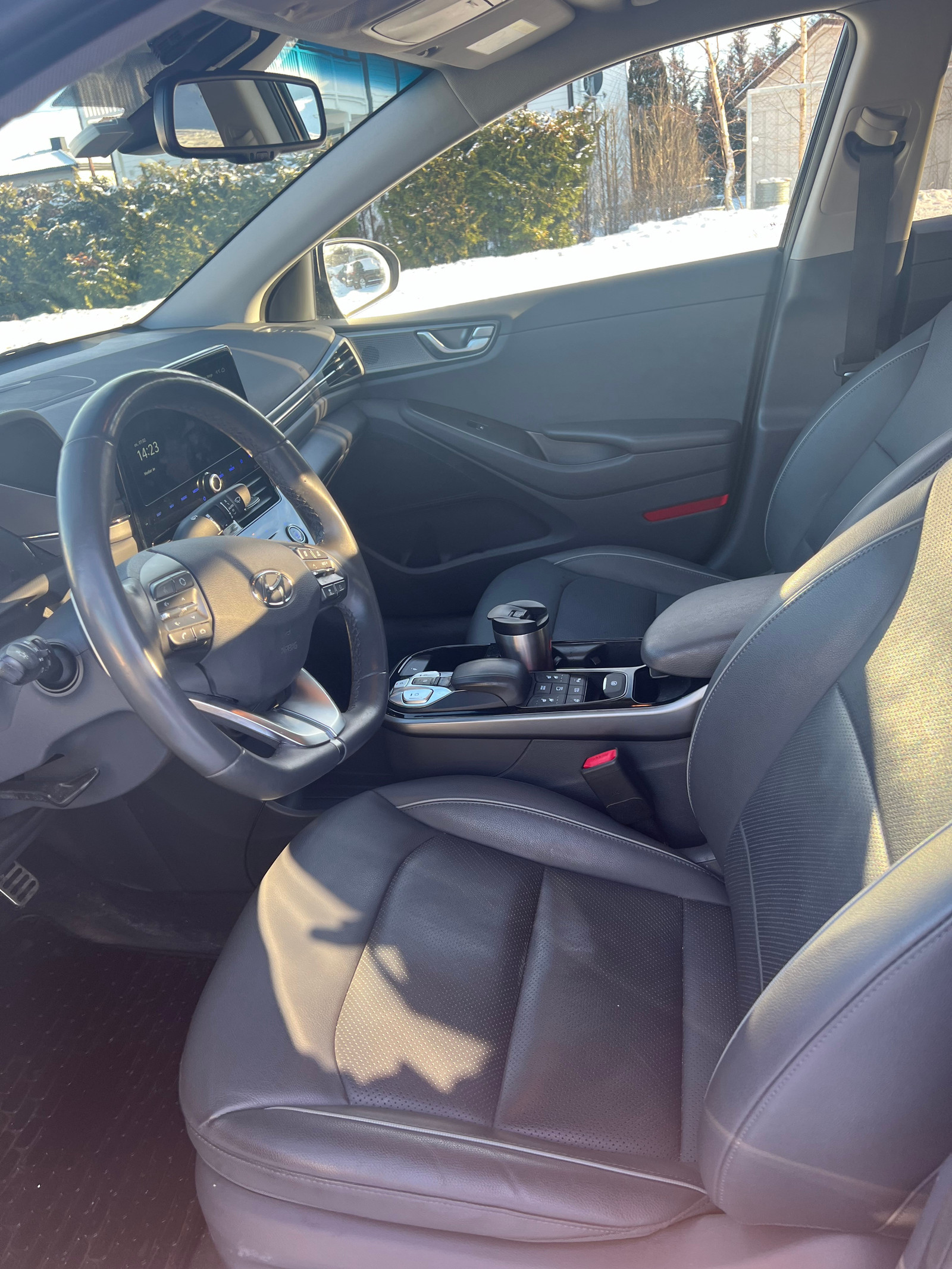 Hyundai IONIQ