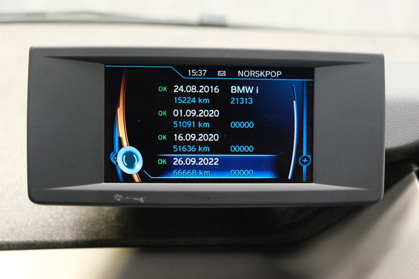BMW i3