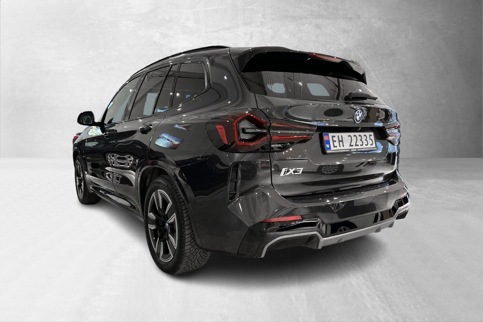 BMW iX3
