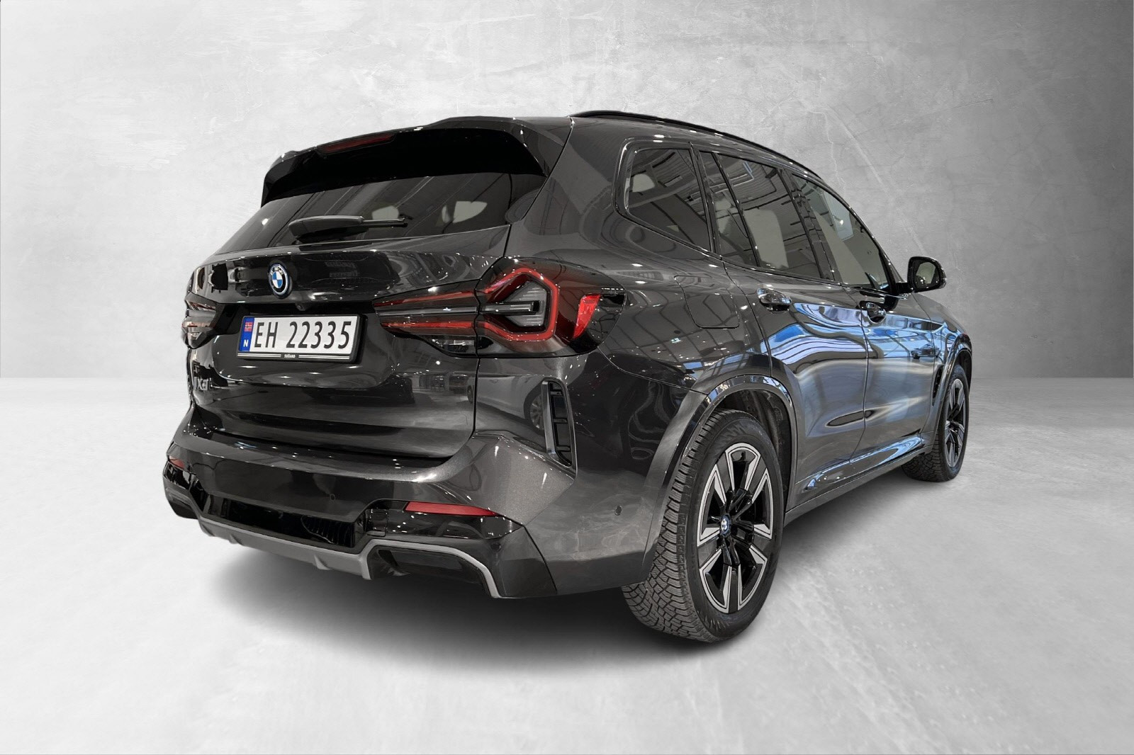 BMW iX3