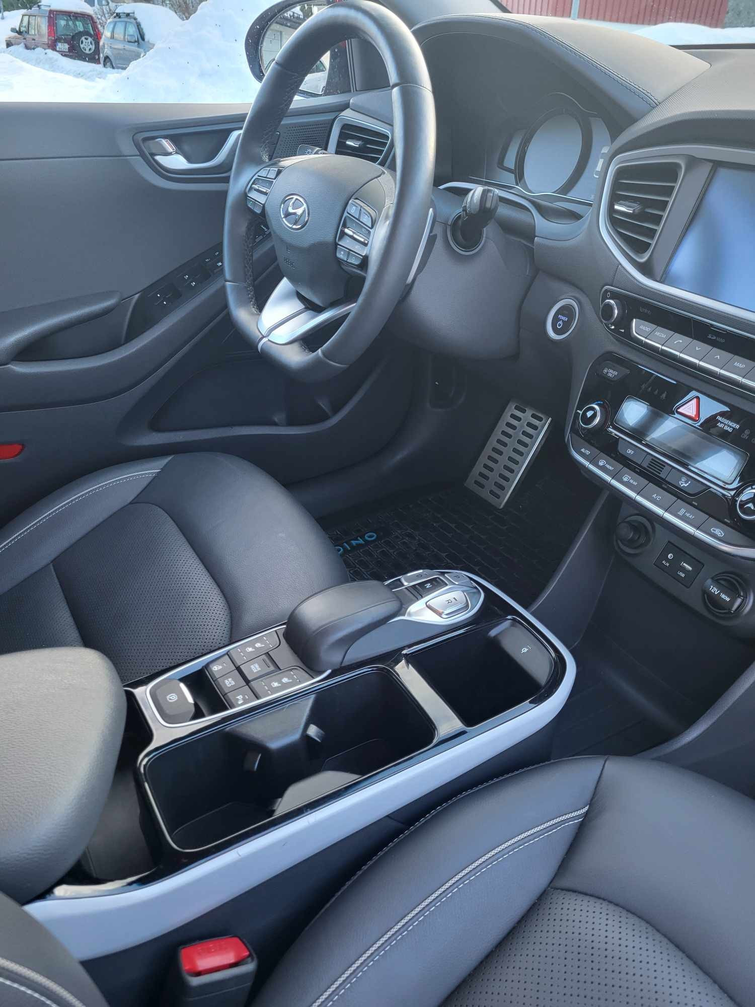 Hyundai IONIQ
