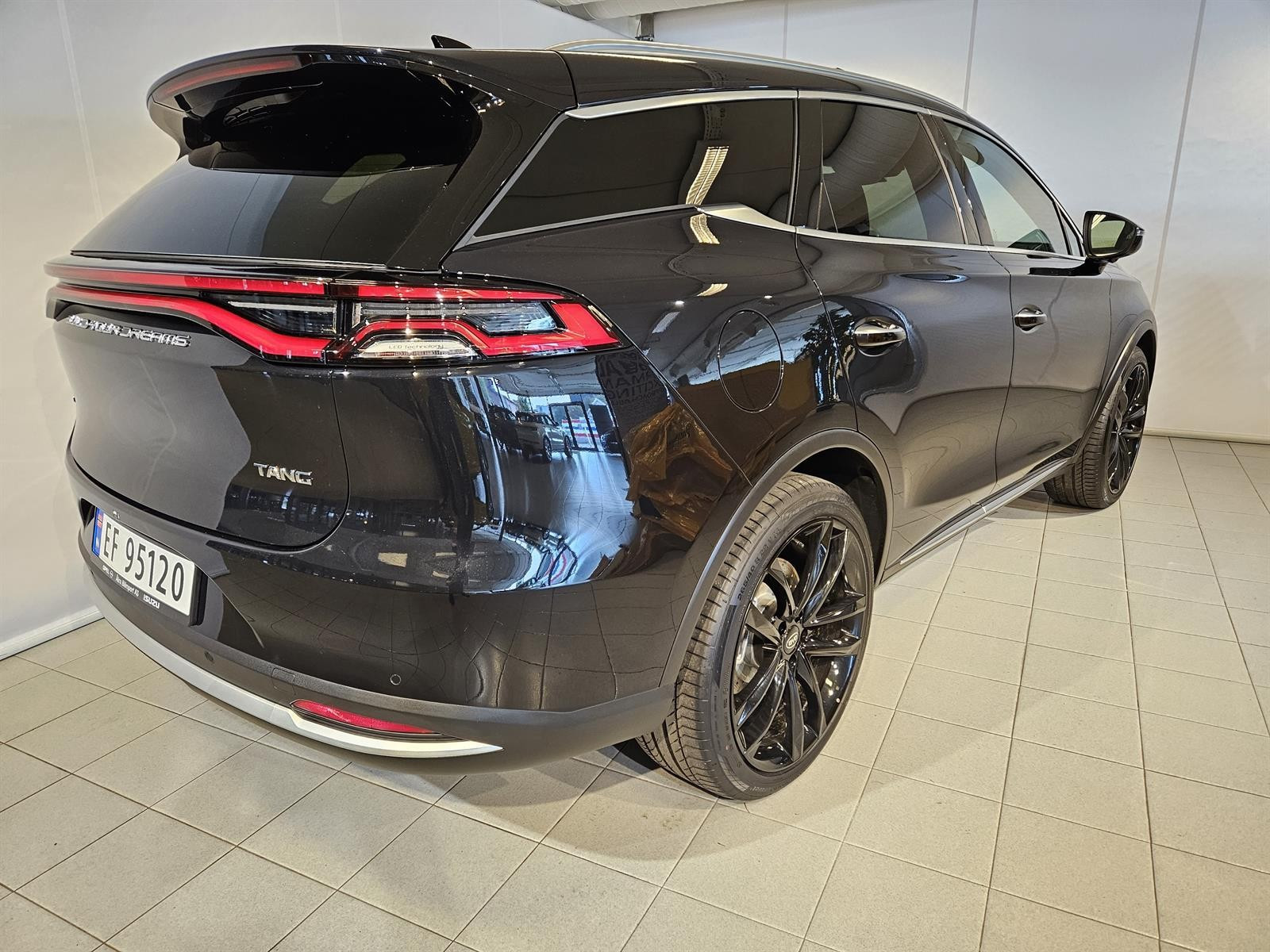 BYD Tang