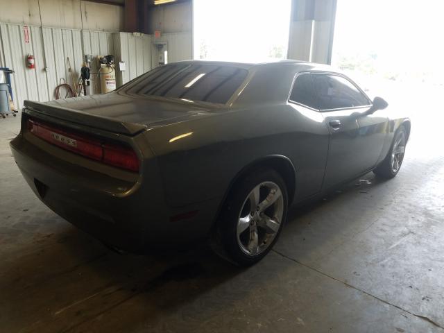 Dodge Challenger 2012