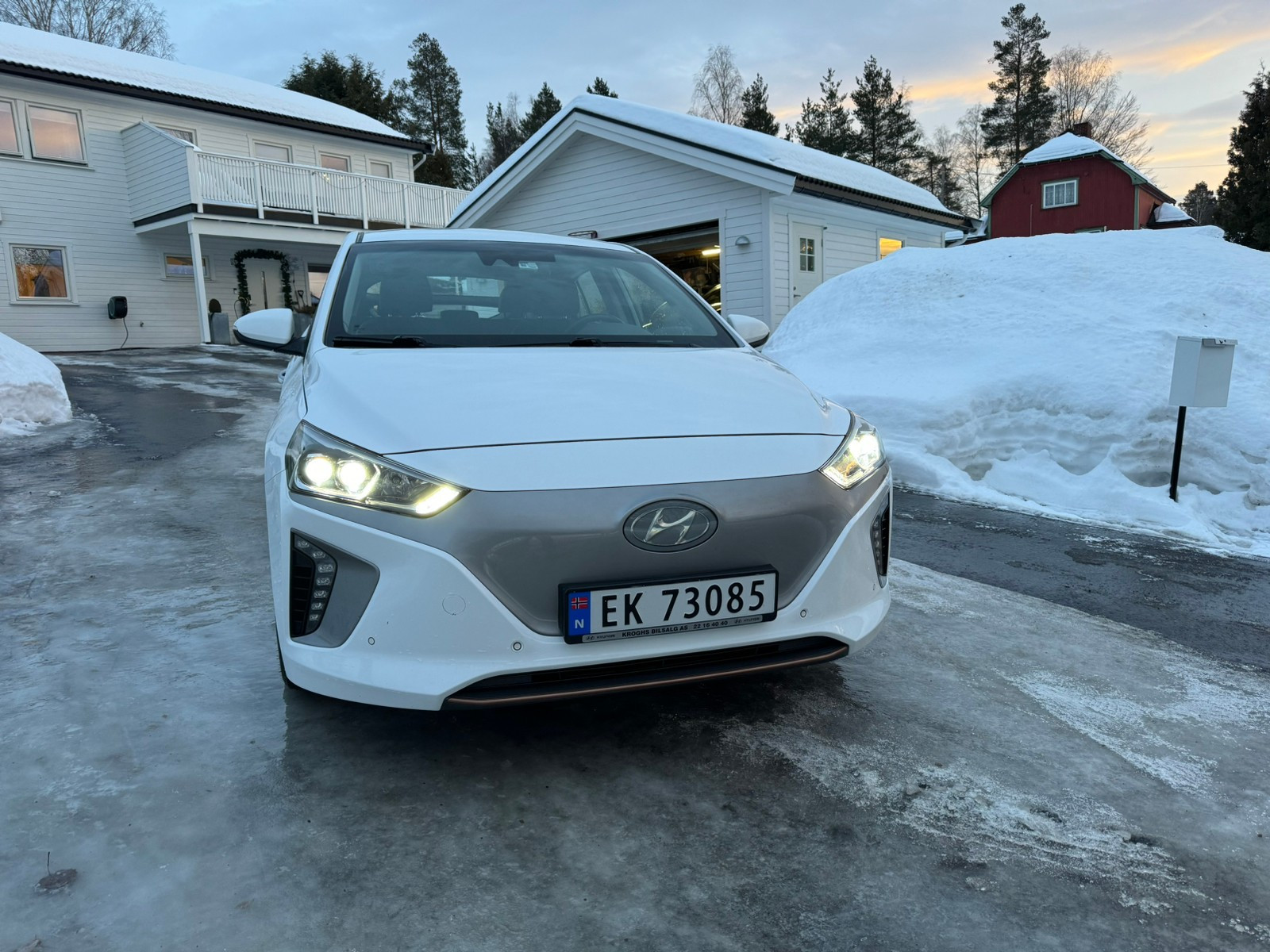 Hyundai IONIQ