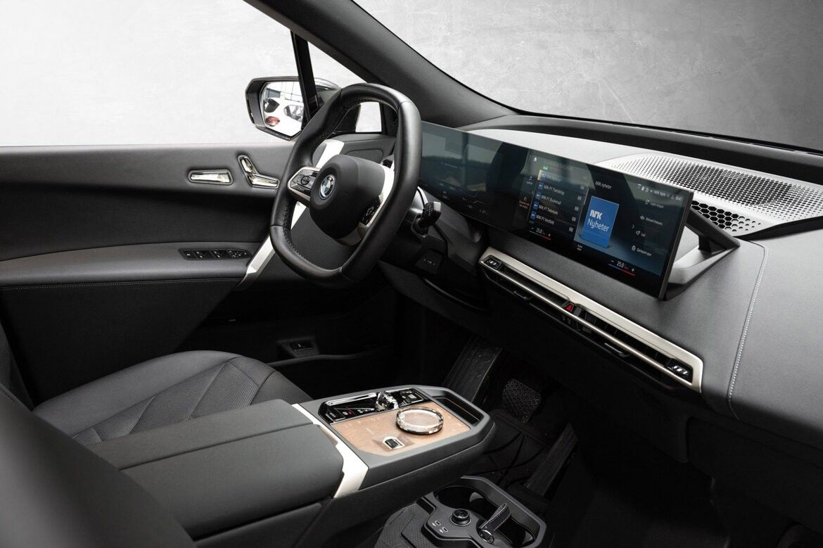 BMW iX xDrive 50