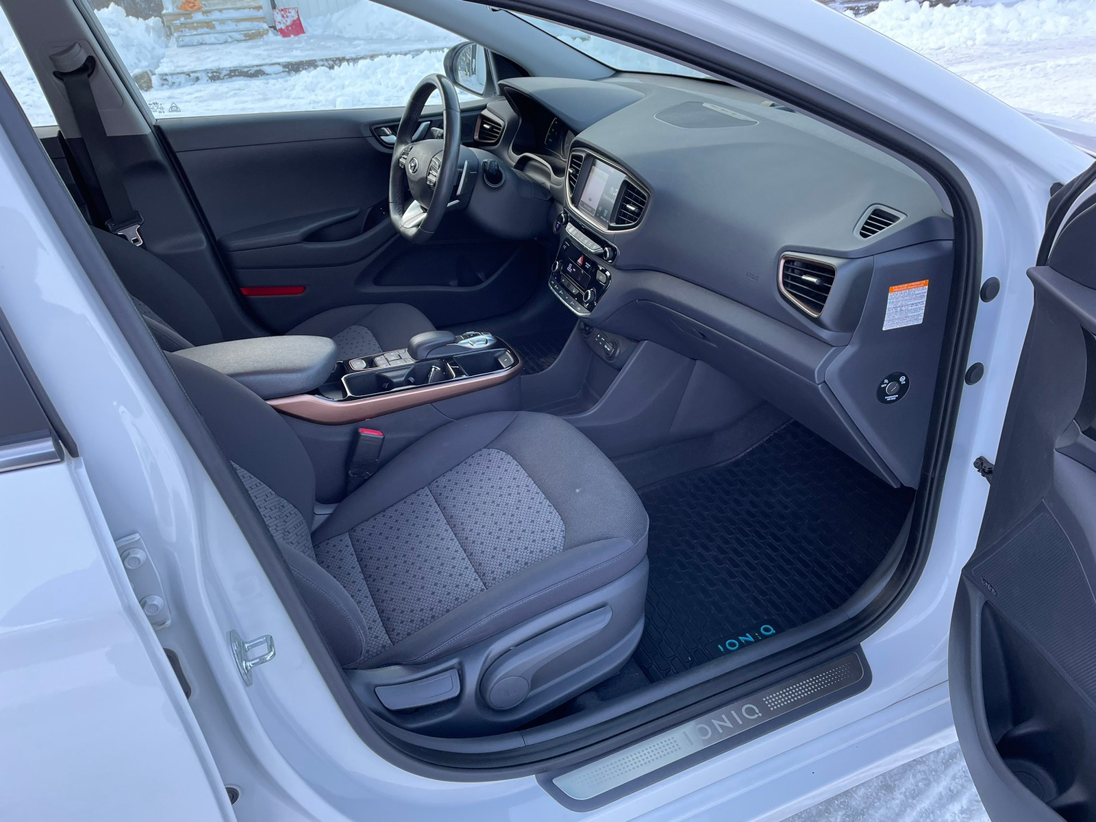 Hyundai IONIQ