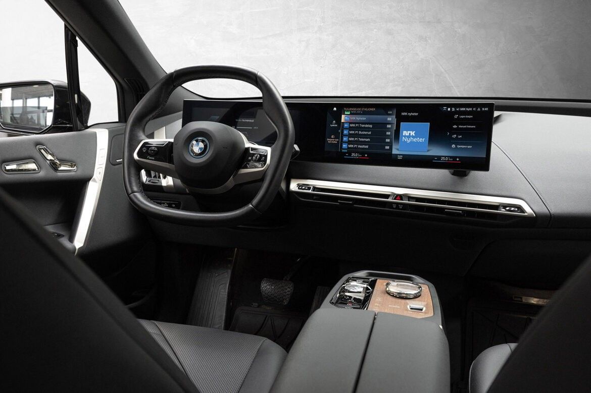 BMW iX xDrive 50