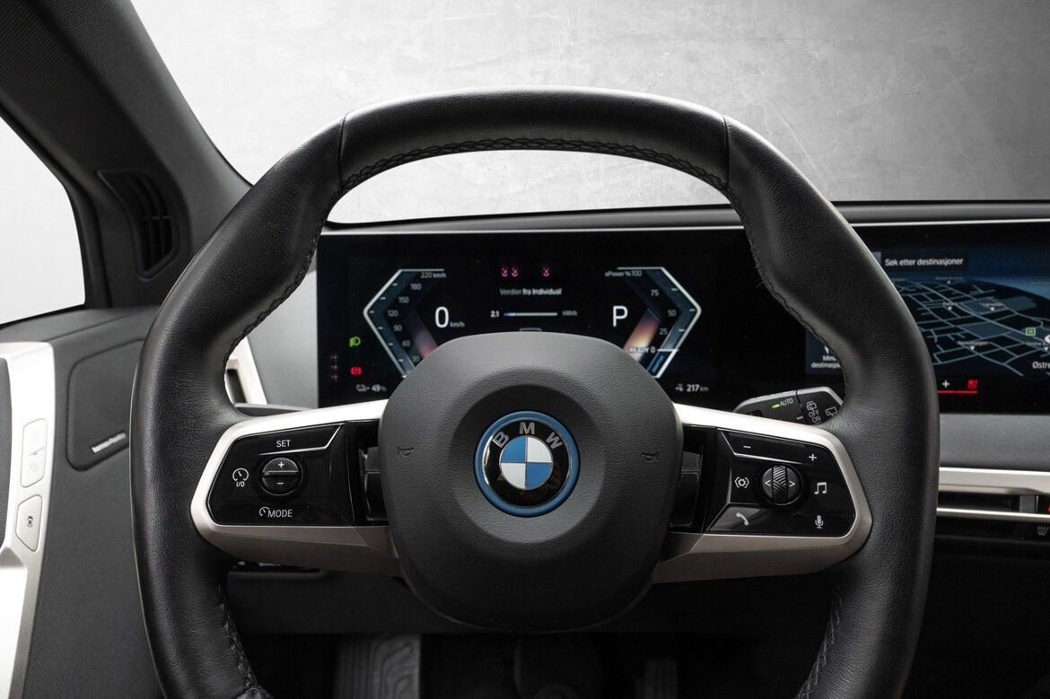 BMW iX xDrive 50