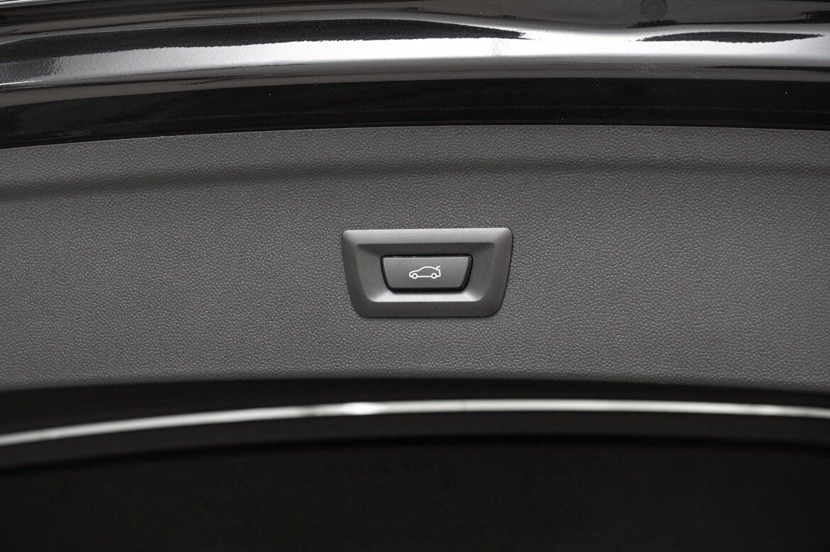 BMW iX xDrive 50