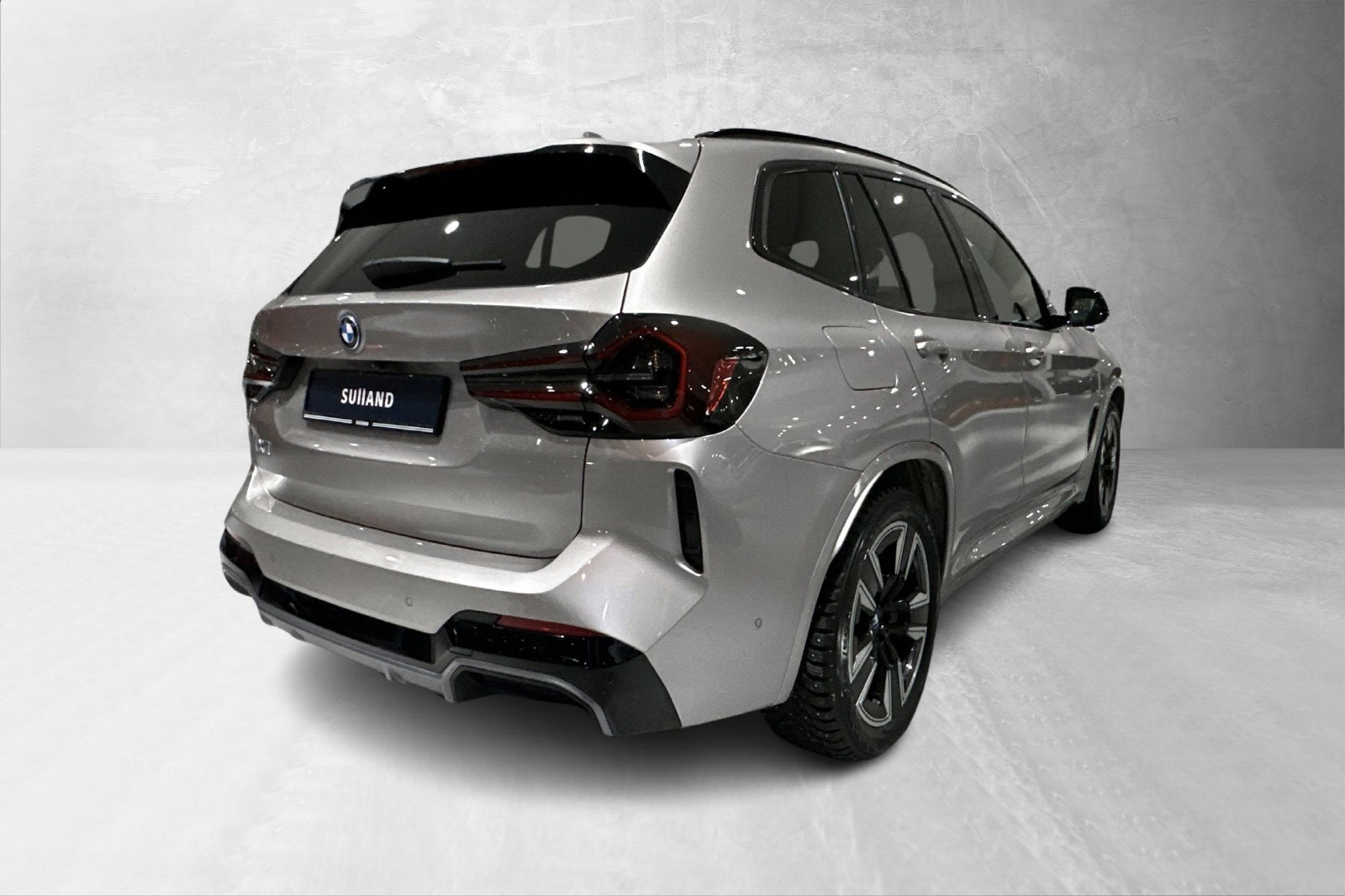BMW iX3