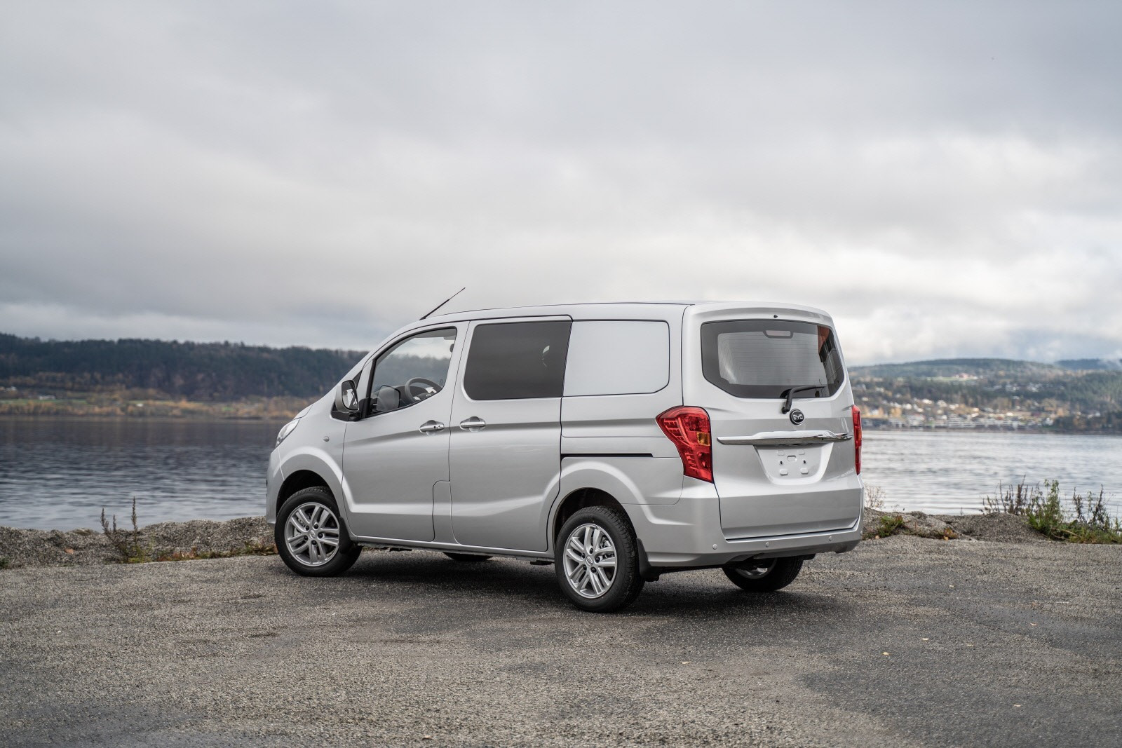 BYD T3