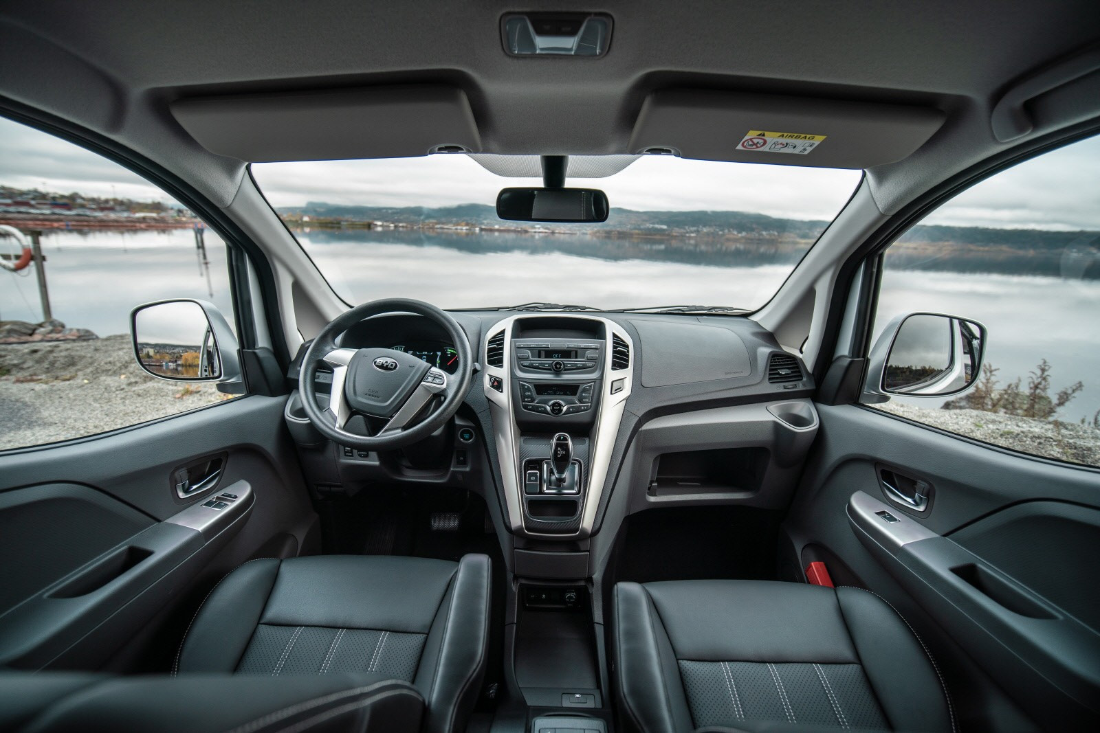 BYD T3