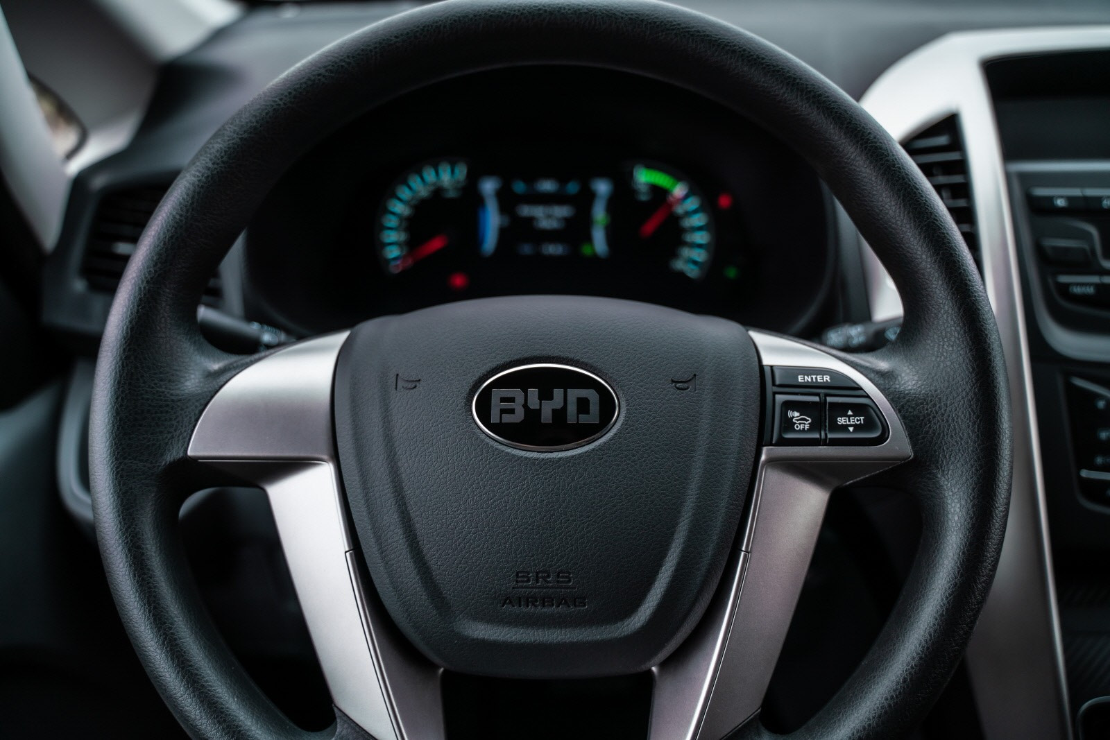 BYD T3