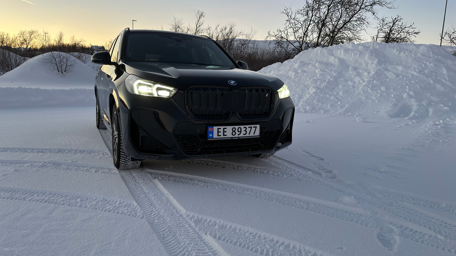 BMW iX1