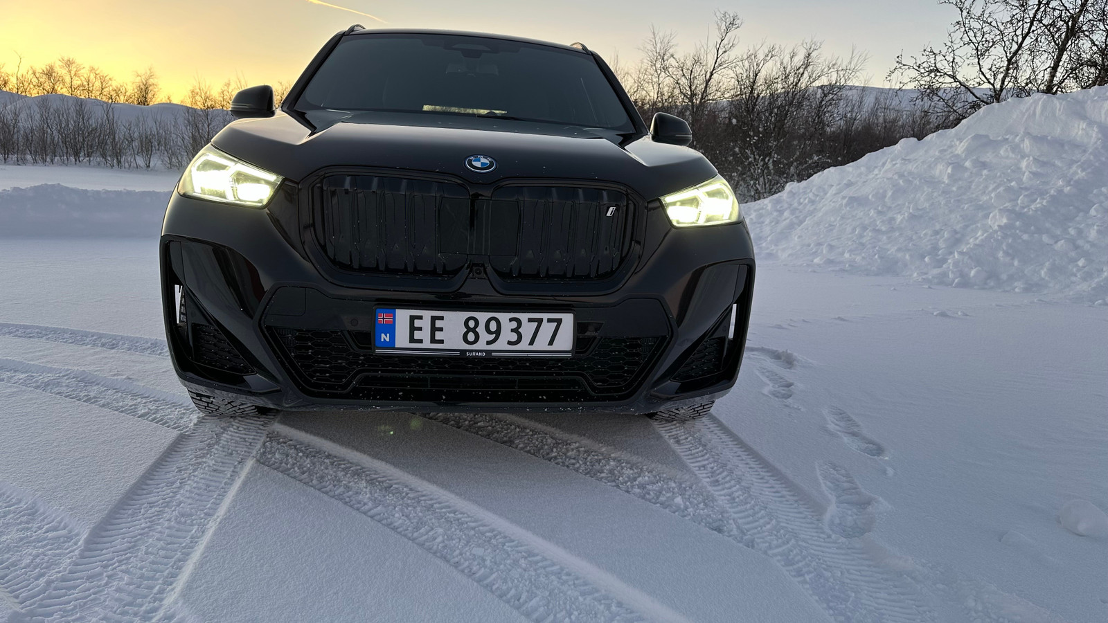 BMW iX1
