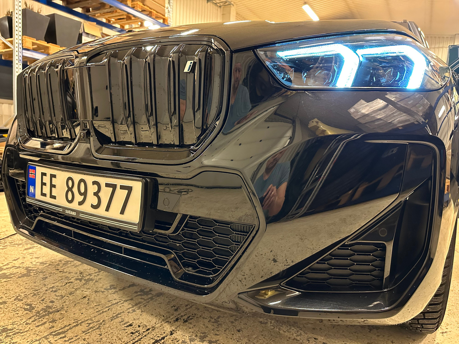 BMW iX1