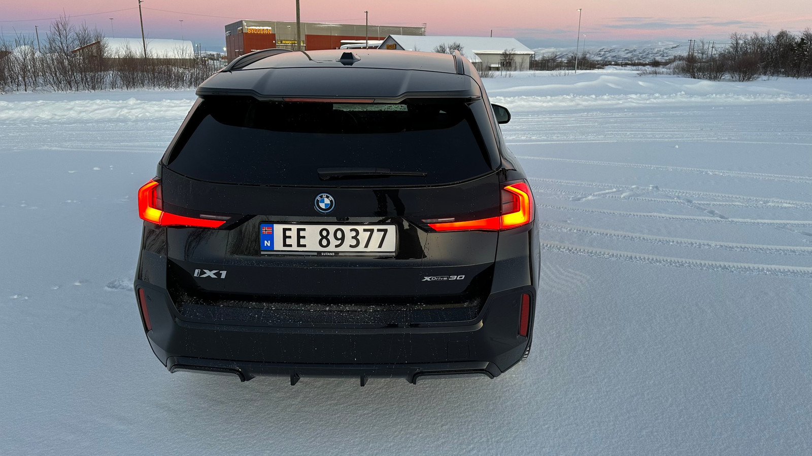 BMW iX1
