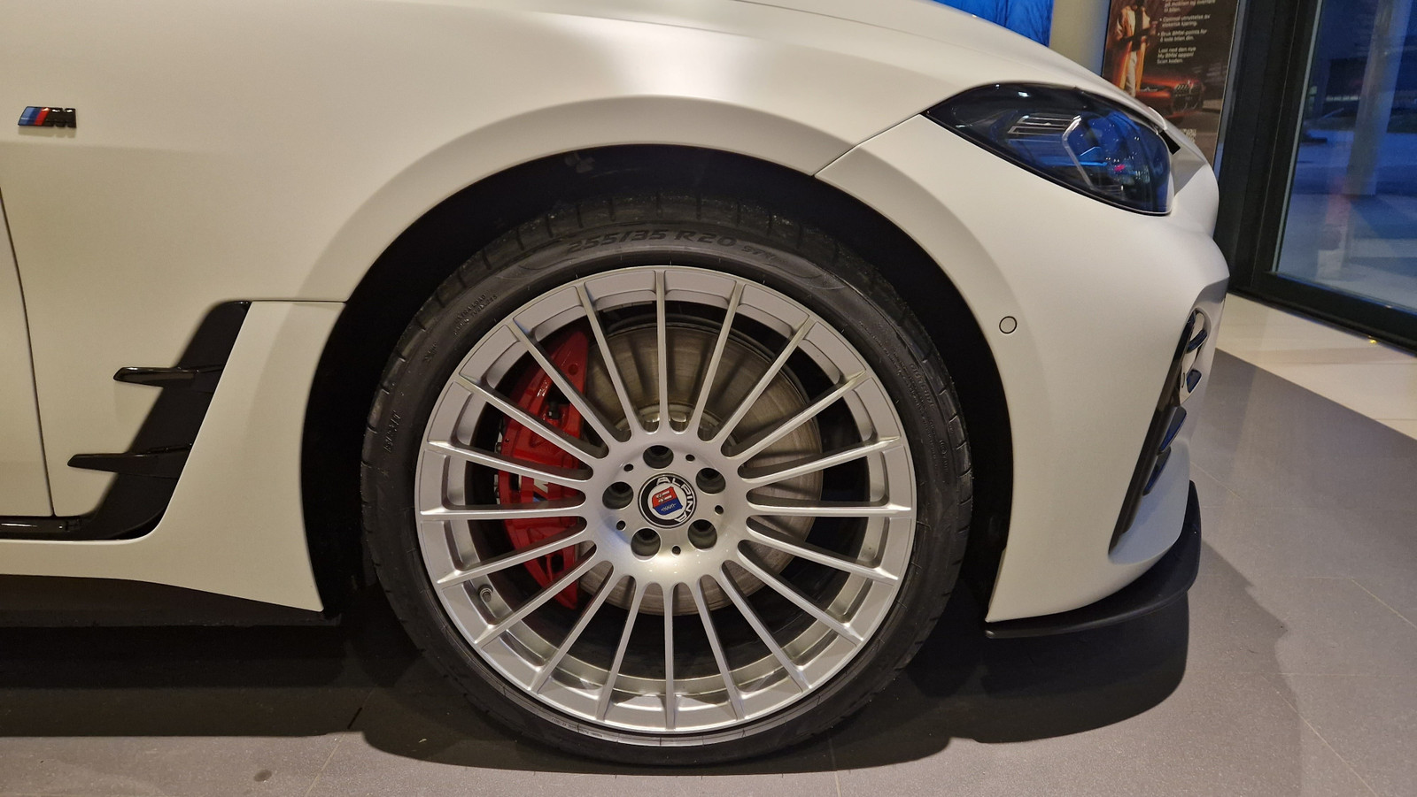 BMW i4 M50