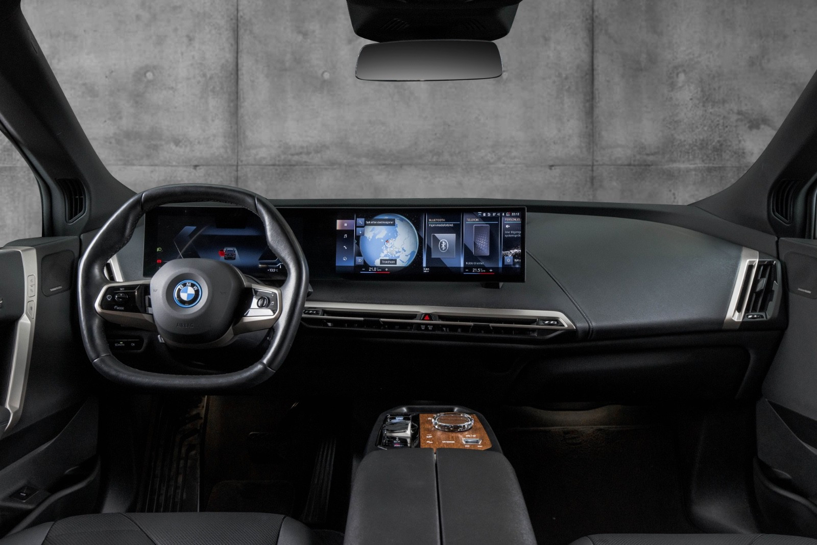 BMW iX xDrive 40