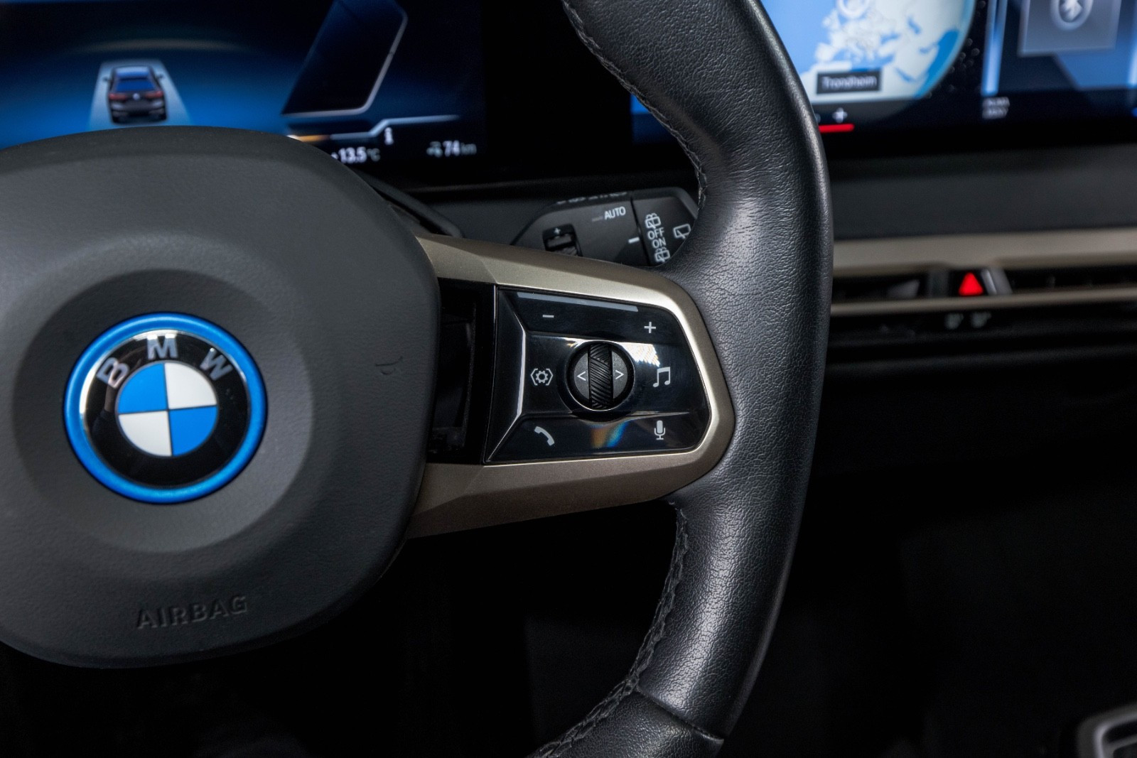 BMW iX xDrive 40