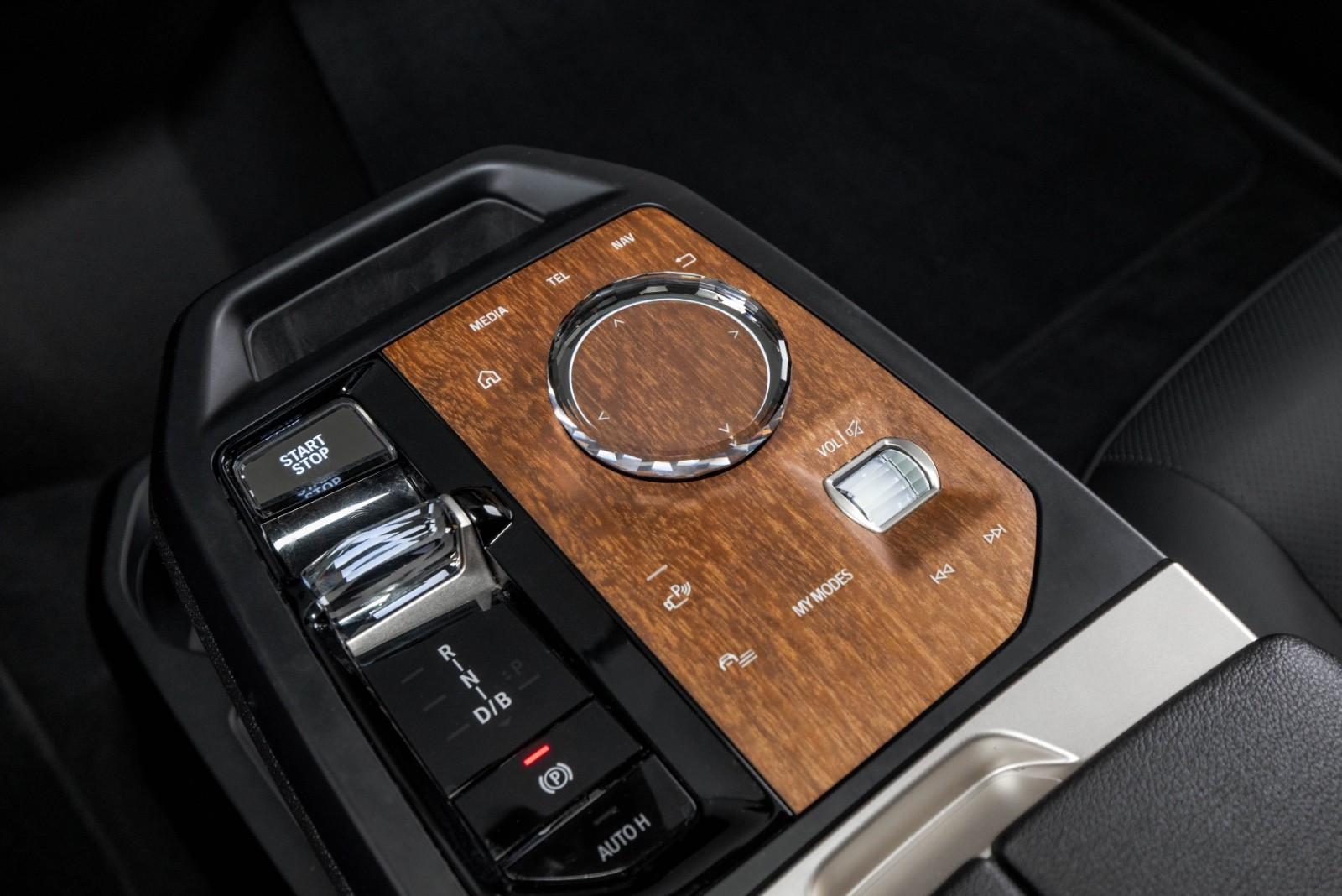 BMW iX xDrive 40