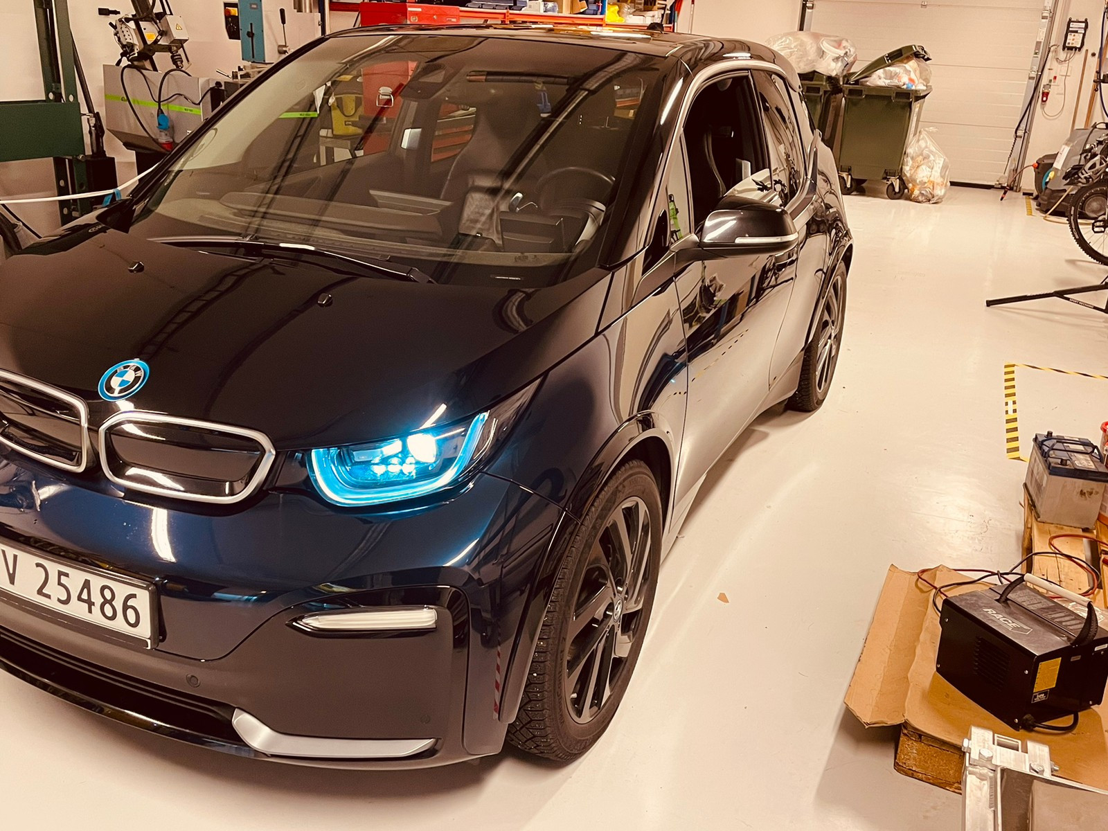 BMW i3